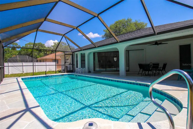 4113 Durant St, FL