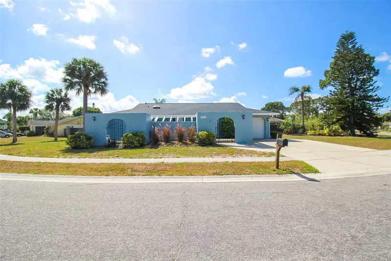 3852 Gatewood Dr, FL