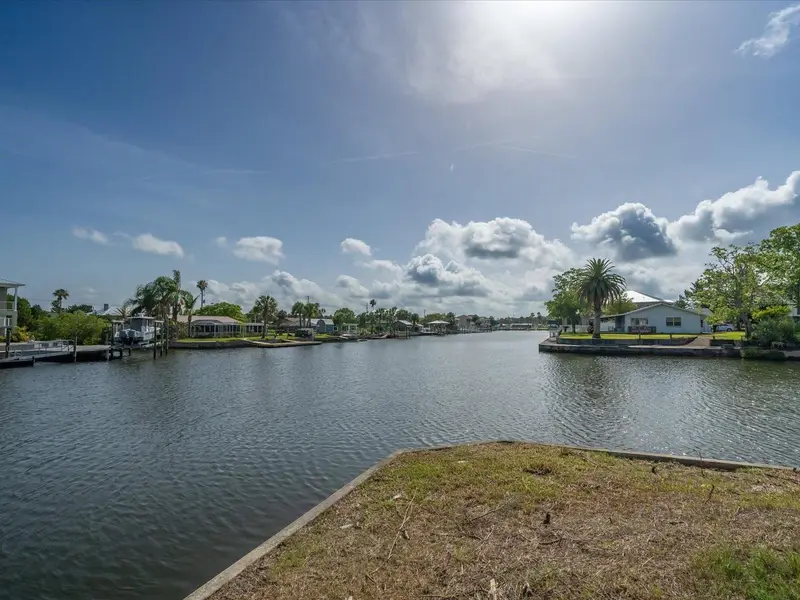 4404 3rd Isle Dr, FL