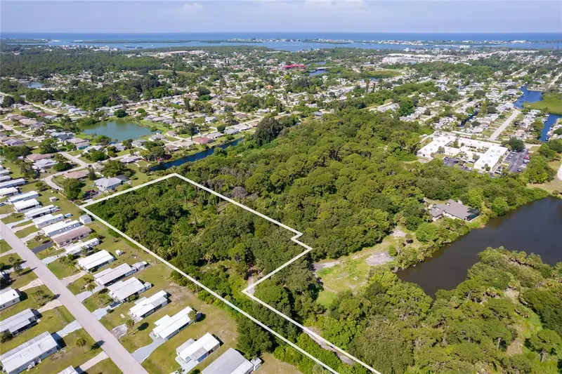 1139 Drury Ln, FL