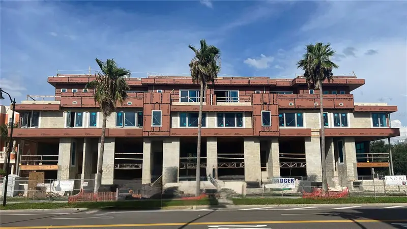 South Tampa / Hyde Park pending
