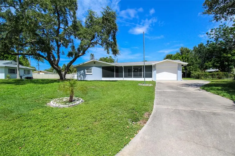 2521 Bismark Way, FL