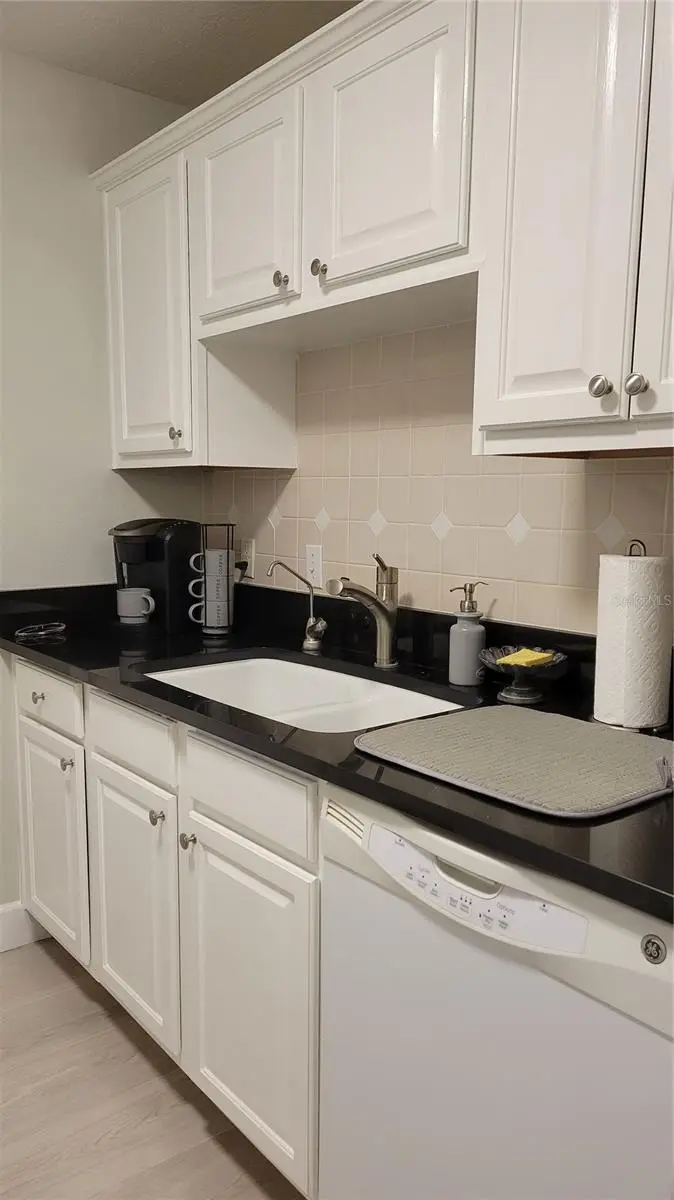 750 N Tamiami Trl #418, FL