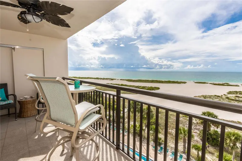1270 Gulf Blvd #708, FL