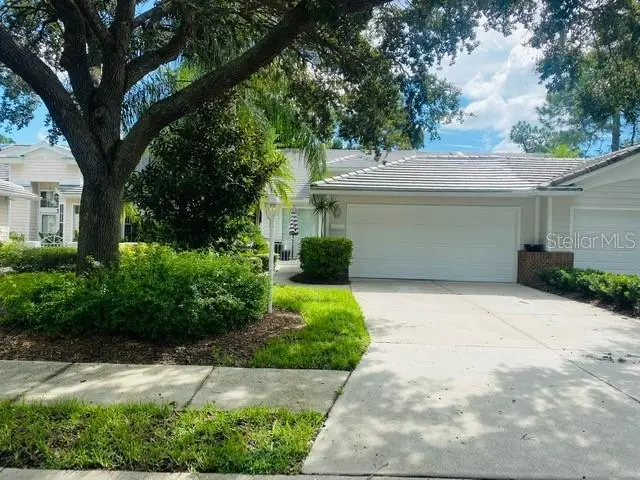 7711 Whitebridge Gln, FL