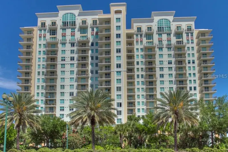 800 N Tamiami Trl #905, FL