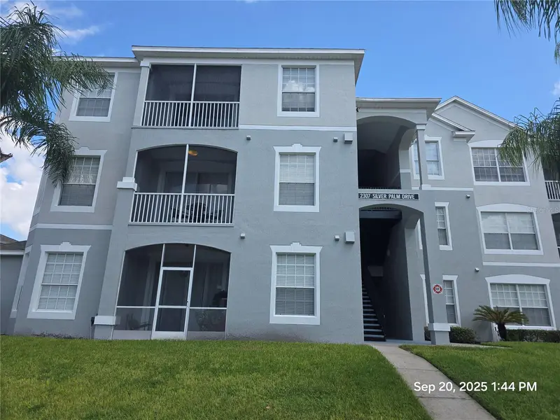 2307 Silver Palm Dr #202, FL