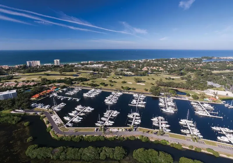 2600 Harbourside Dr #C-04, FL