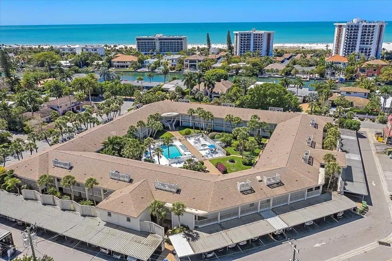 500 S Washington Dr #6b, FL