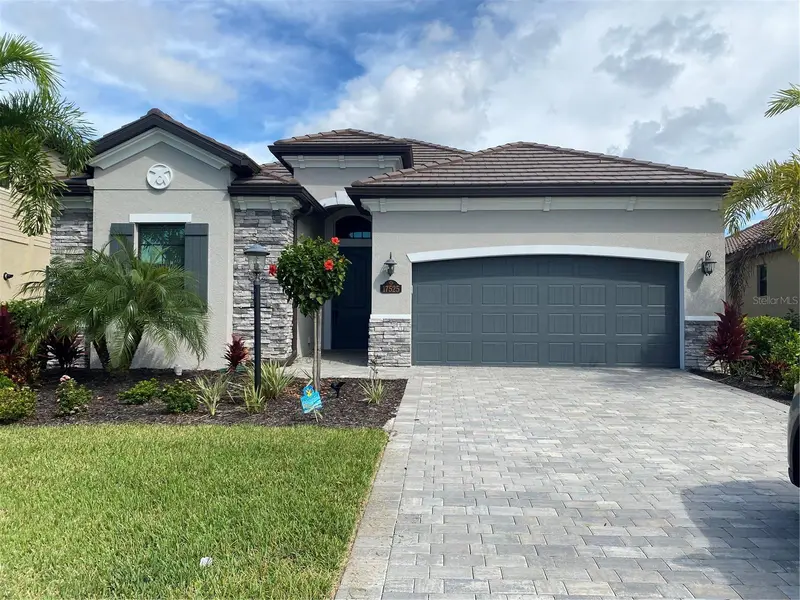 17525 Hickok Belt Loop, FL