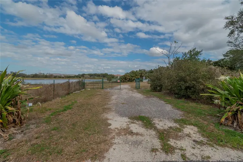 4950 County Road 46a, FL