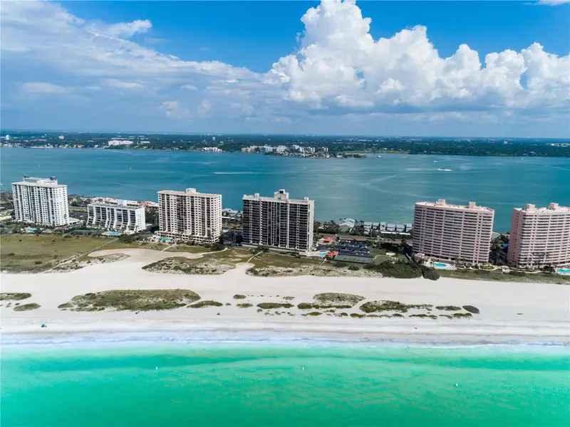 1290 Gulf Blvd #907, FL