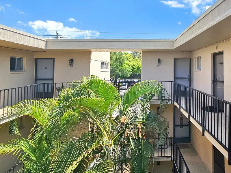 2763 Woodgate Ln #307, FL
