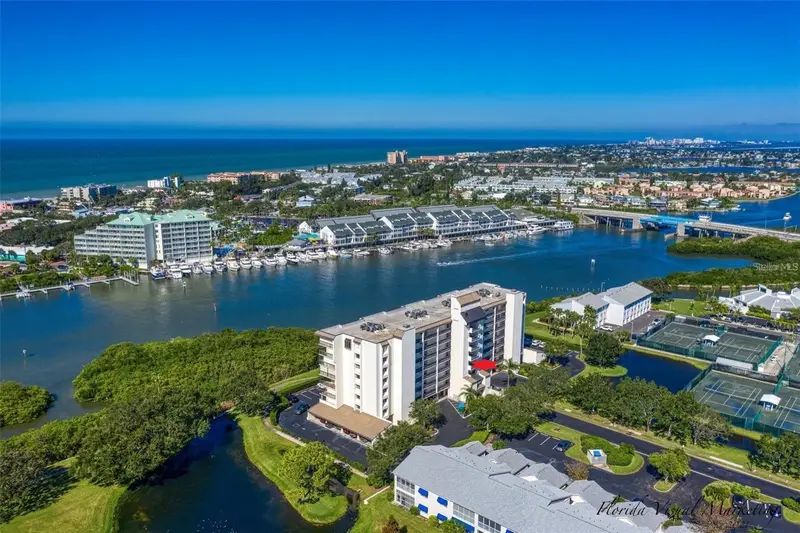 11730 Shipwatch Dr #305, FL