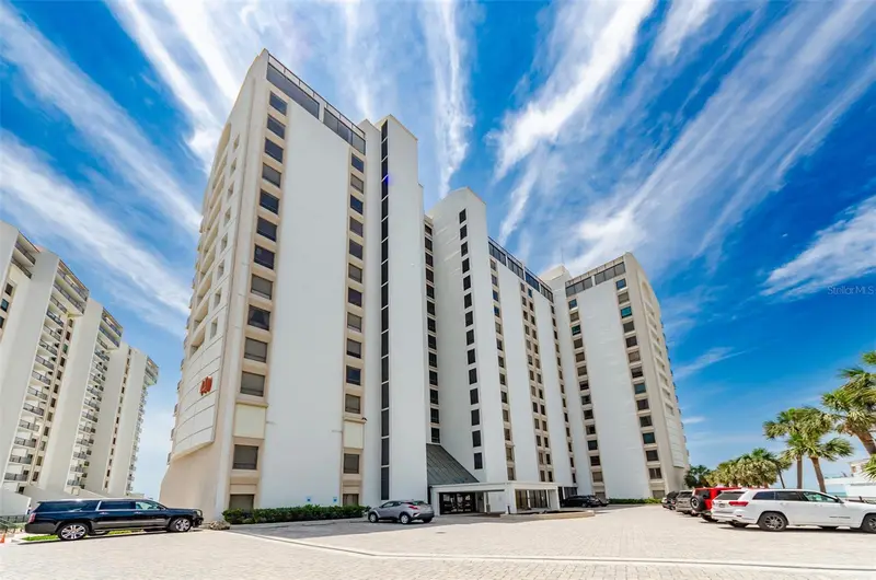 450 S Gulfview Blvd #405, FL