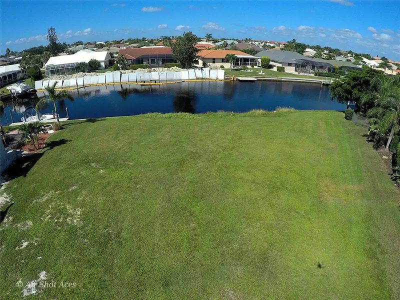 631 Como Ct, FL