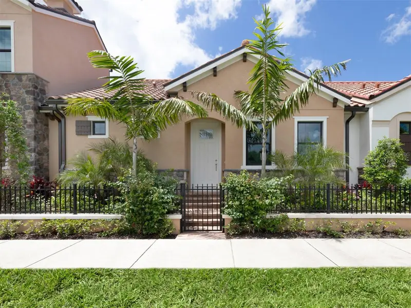 930 E Venice Ave, FL