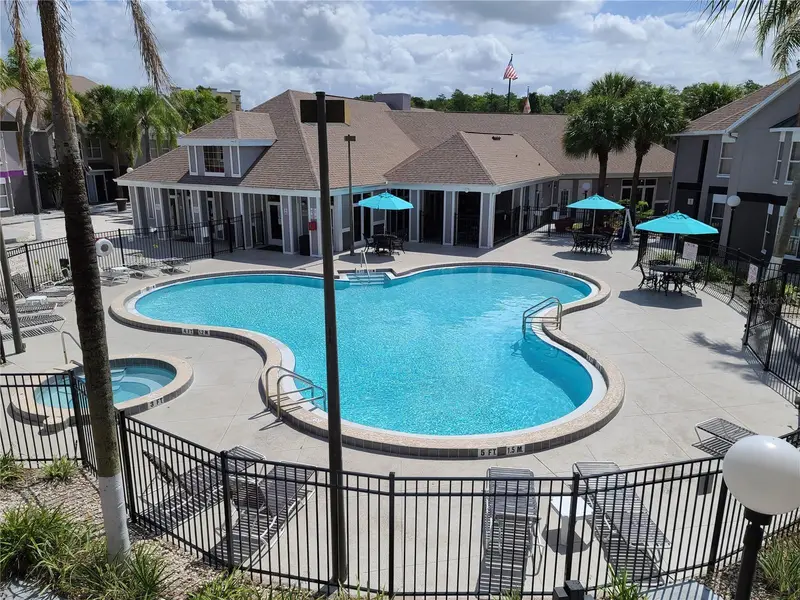 3100 Parkway Blvd #315, FL