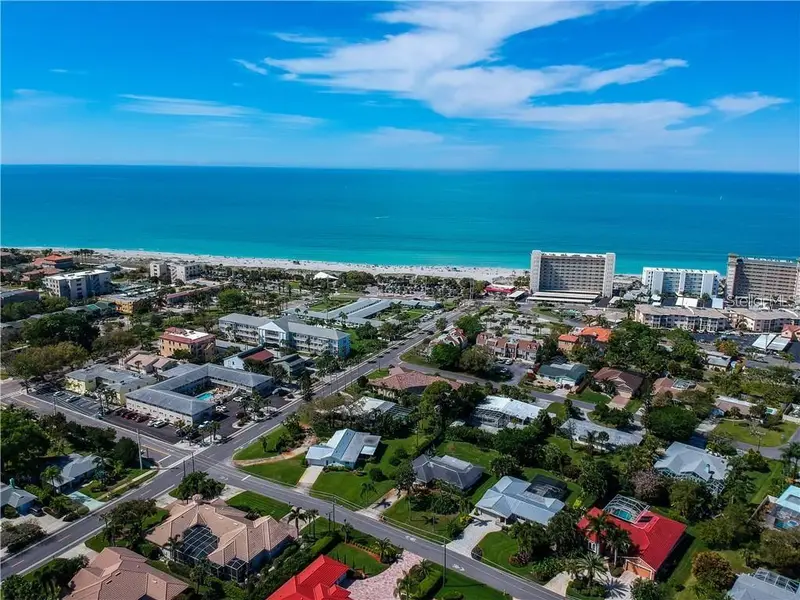 525 Parkdale #525, FL