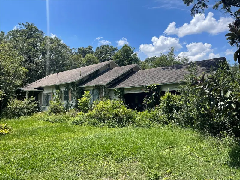 809 W Pipkin Rd, FL