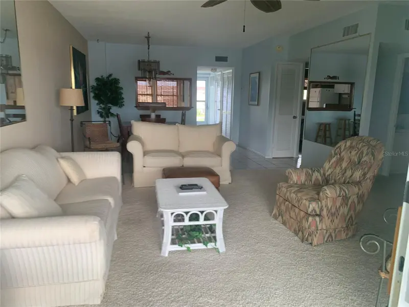 715 S Beach St #306d, FL