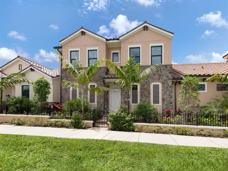 934 E Venice Ave, FL
