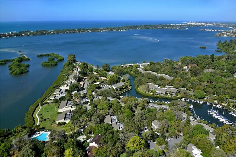 1508 Pelican Cove Rd #Gr233, FL