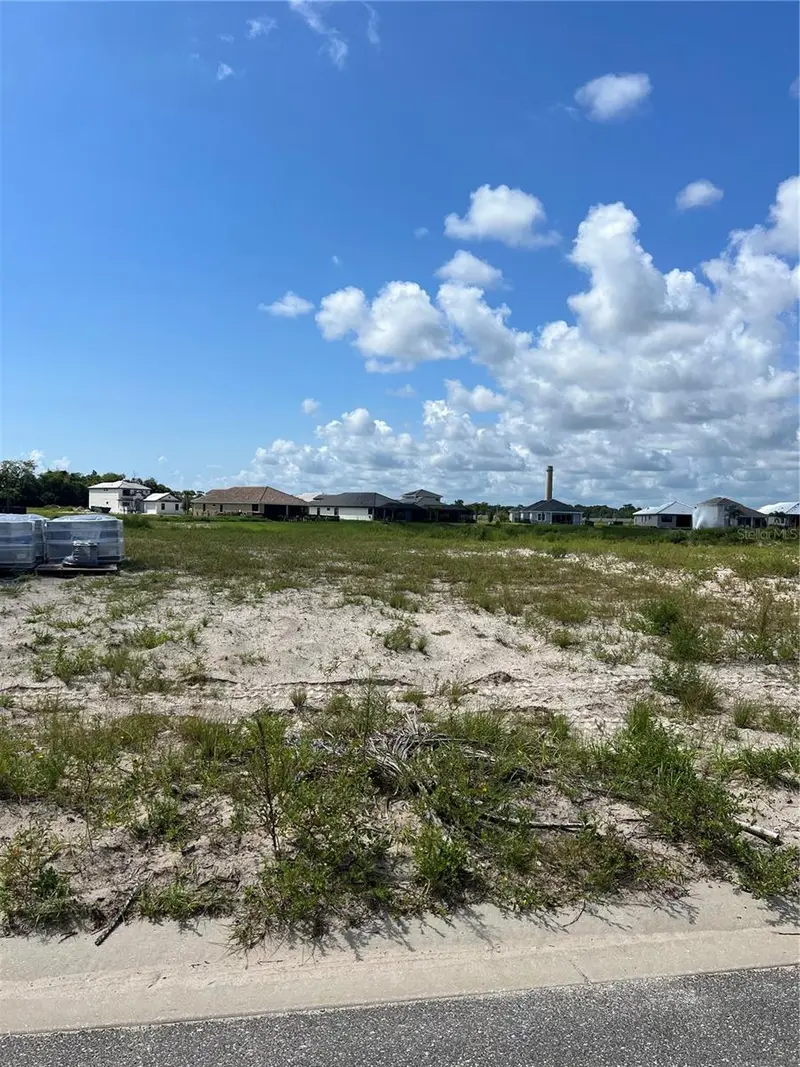 15 Del Palma Dr, FL