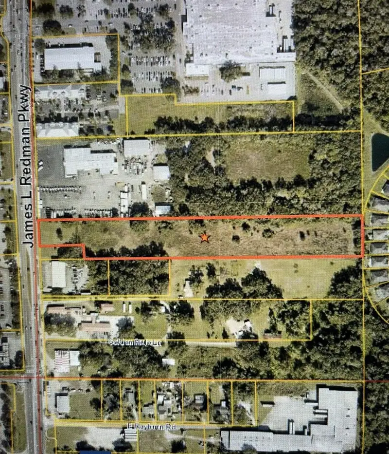 2906 James L Redman Pkwy, FL