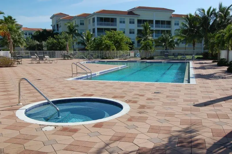 255 W End Dr #4302, FL