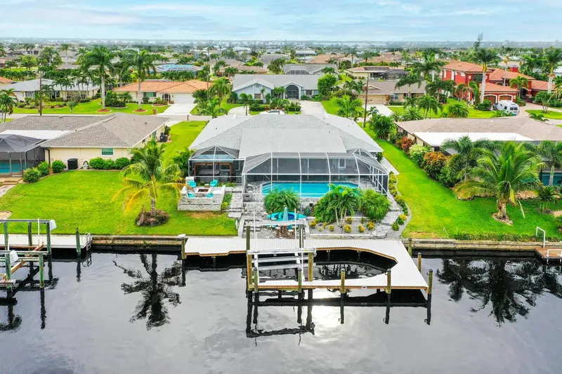 3328 Se 18th Ave, FL