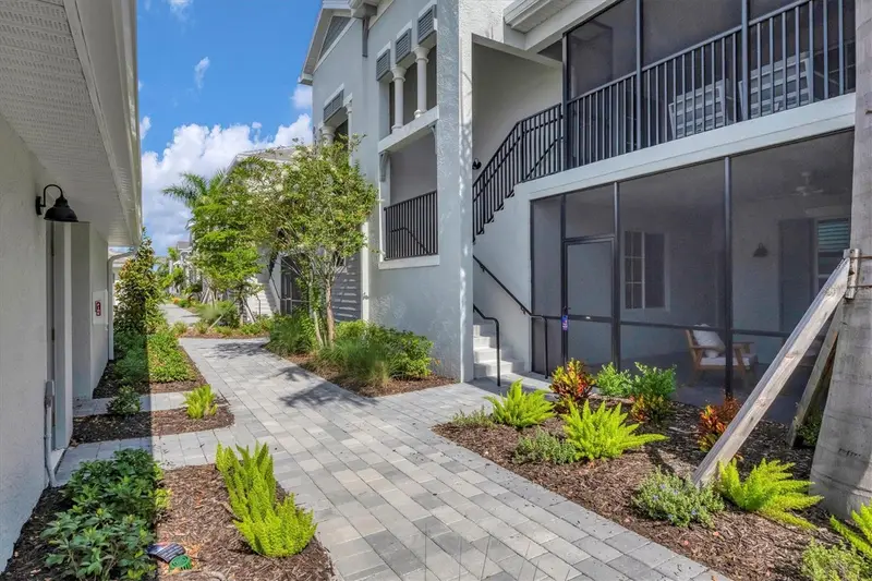 12390 Wellen Golf St #106, FL