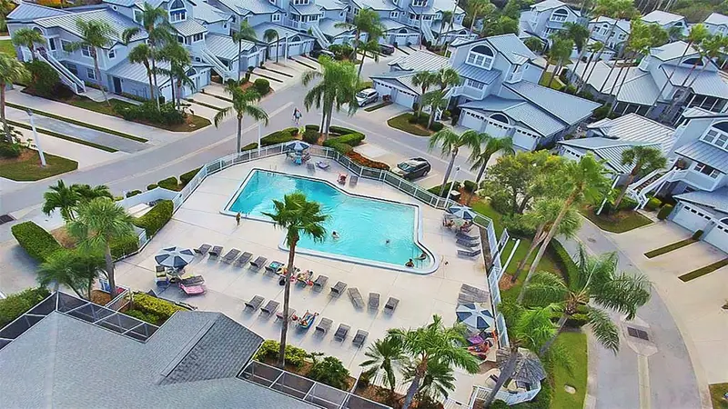 1327 Siesta Bayside Dr #1327-C, FL
