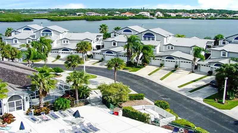 1351 Siesta Bayside Dr #1351-D, FL