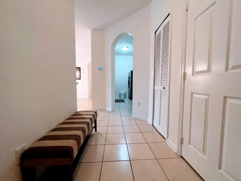 2302 Silver Palm Dr #301, FL