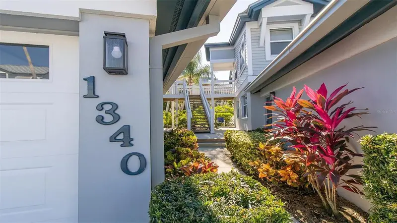 1340 Siesta Bayside Dr #1340-C, FL