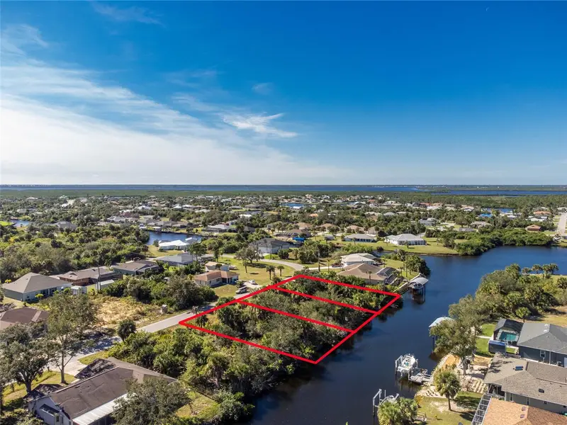 17324, 17332, 17340 Gulfspray Cir, FL