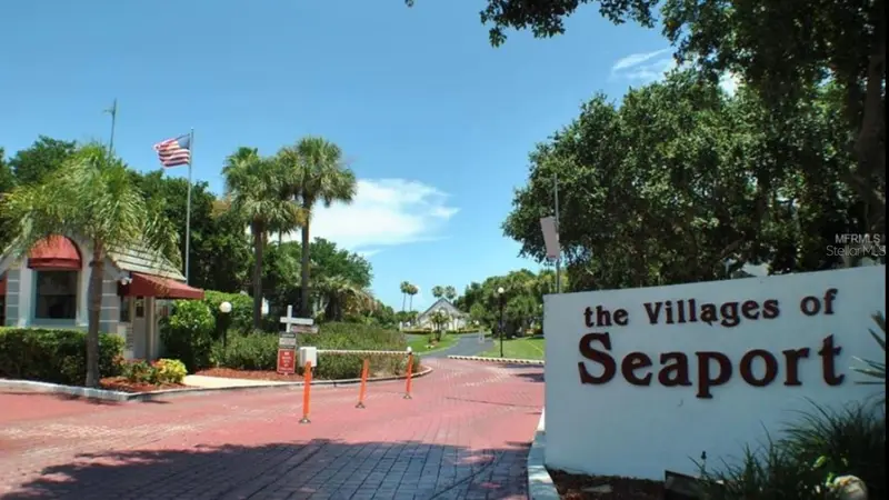 217 Ocean Park Ln #V49, FL