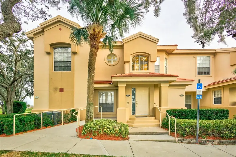 334 Enclave Dr #334, FL