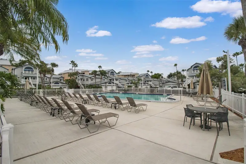 1339 Siesta Bayside Dr #1339-C, FL