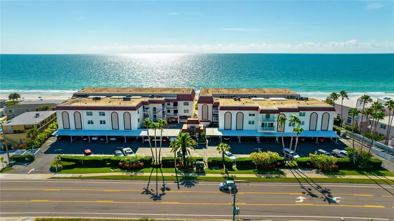 2900 Gulf Blvd #204, FL