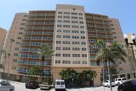 880 Mandalay Ave #S404, FL