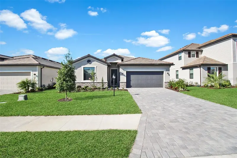 5236 Blue Crush St, FL