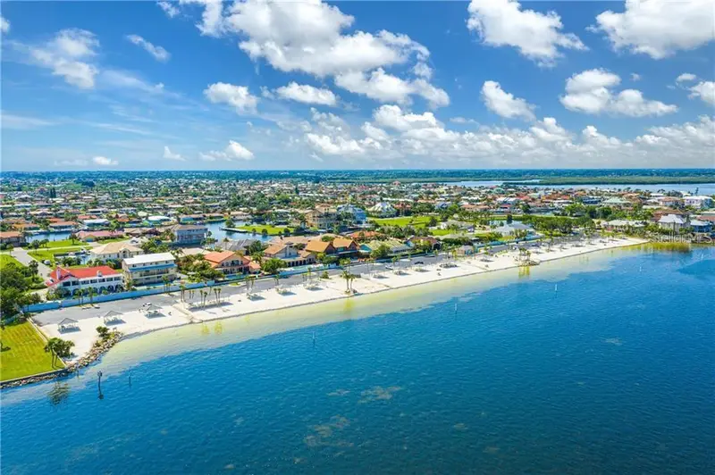 21 Westshore Dr, FL