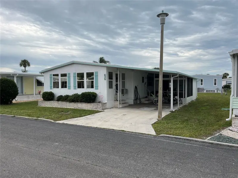 626 Cervina Dr, FL