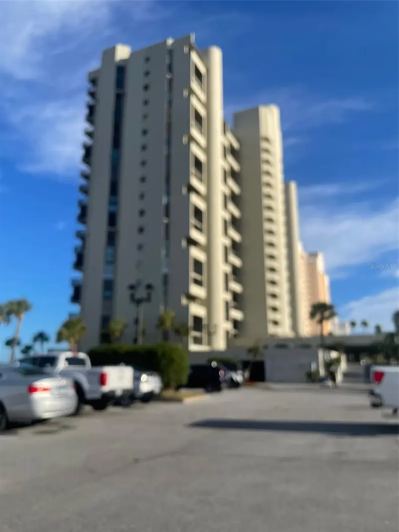 1290 Gulf Blvd #901, FL
