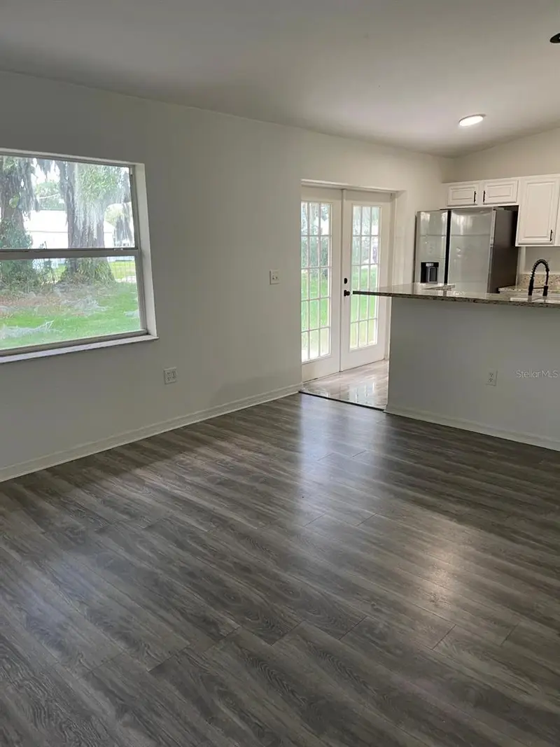 407 Nw 8th St, FL
