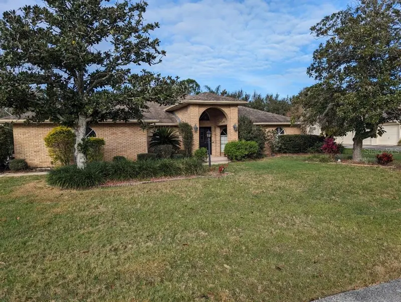 72 Spring Lake Dr, FL