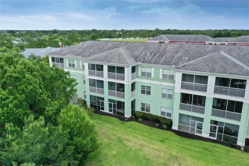 2121 Heron Lake Dr #204, FL