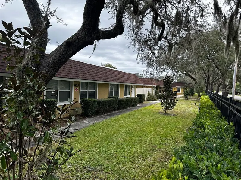 829 E Wildmere Ave, FL